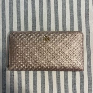 Tory Burch wallet